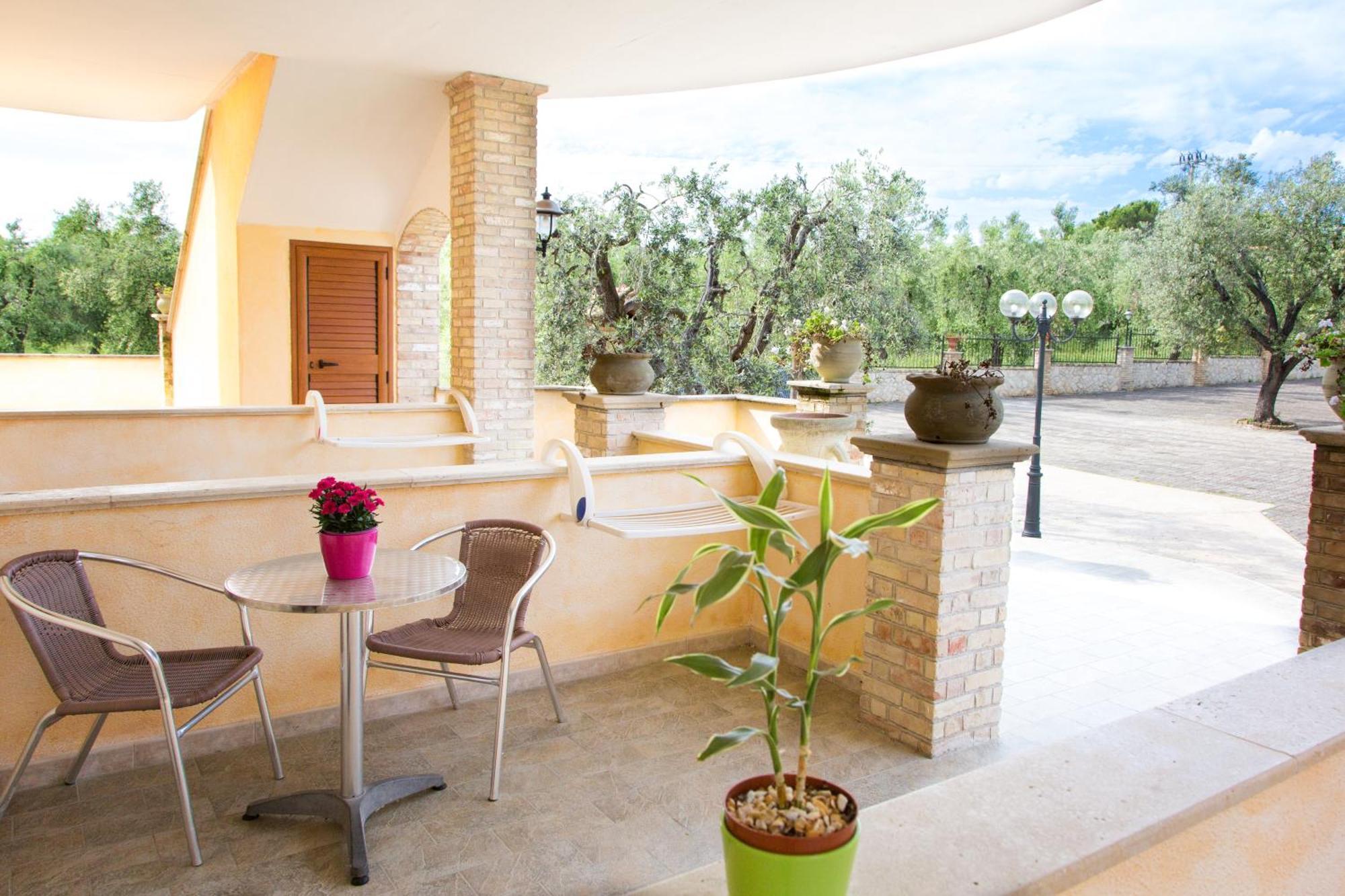 Albergo Il Giardino Foce Varano Exterior photo