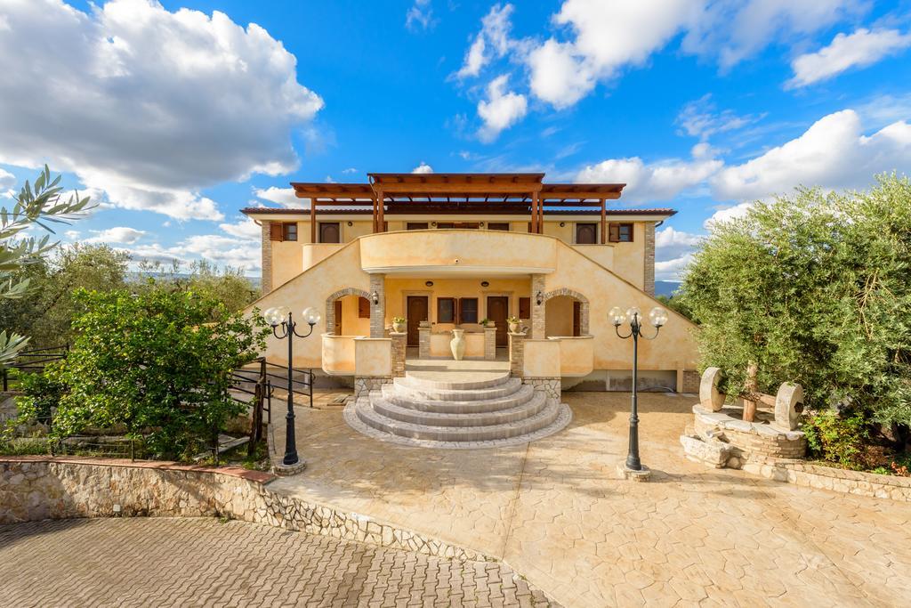 Albergo Il Giardino Foce Varano Exterior photo